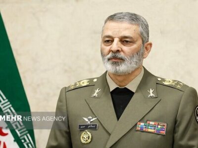 آرمانگرایی همراه با عملگرایی از امتیازات دانشگاه امام حسین(ع) است