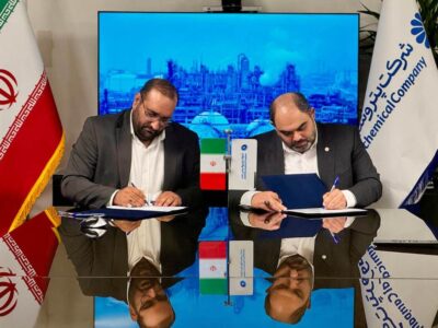 امضای تفاهمنامه حمل ۸۰ هزار تن محصولات پتروشیمی جم با شرکت فجر جهاد منعقد شد
