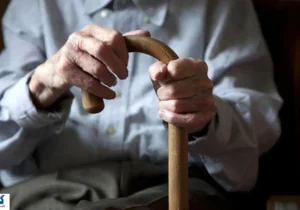 بازنشستگان ۵ مطالبه فوری را روی میز دولت گذاشتند