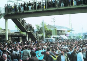 بیآبی در اسلامشهر به شورش منجر شد! +عکس