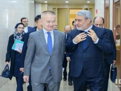 تأکید تهران و پکن بر اجرای توافقها و گسترش شراکت استراتژیک