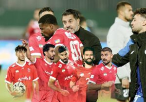 تکلیف نقلوانتقالات پرسپولیس مشخص نیست/ لیستها روی میز اوسمار