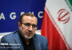 حدادی: تیم اقتصادی دولت، برای کنترل قیمتها تدبیر کند