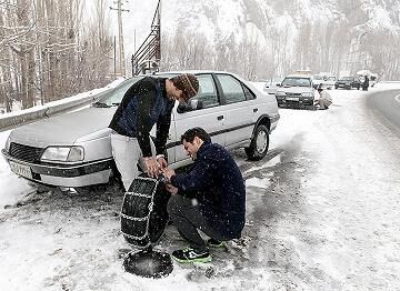 در این جادهها با احتیاط رانندگی کنید| برف و باران کدام مسیرها را مسدود کرده است؟