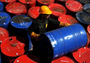 دست دلالان از فروش نفت خام کوتاه می شود/ رفع کسری بودجه با کمک گواهی سپرده نفت خام