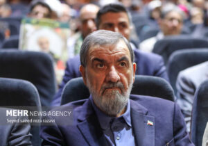 رضایی: توان موشکی ایران قابل مذاکره،قابل توقف و قابل مهار نیست