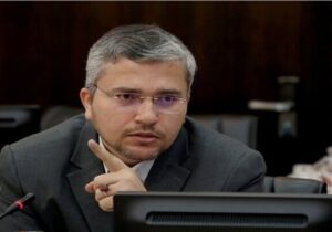 رضایی: قوه قضائیه با حسن روحانی برخورد قانونی کند
