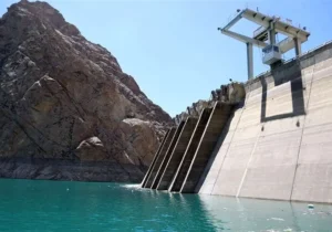 زنگ خطر بیآبی برای پایتختنشینان/ فقط یک درصد آب در سد لار باقی ماند