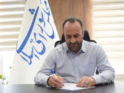 شیرینزاد: کابینه ضعیف است؛ وزرای ناکارآمد استیضاح شوند