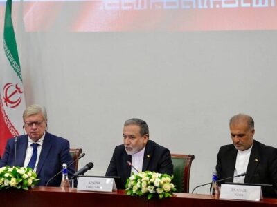عراقچی: آمریکا جهان را به سمت بی قانونی و قانون جنگل پیش میبرد