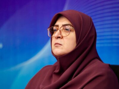 فاطمه مهاجرانی در جمع دانشجویان دانشگاه یزد حاضر میشود