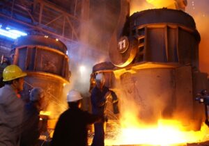 مقصر قطعی برق صنایع کیست؟