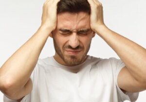 میگرن و سردردها، چالشی جهانی برای سلامت عمومی هستند