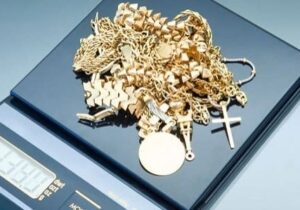 نحوه محاسبه قیمت طلا در سال ۱۴۰۴