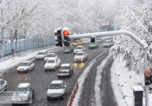 هشدار برف و یخبندان؛ محدودیتهای ترافیکی در جادههای شمال