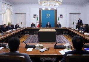پزشکیان: برق را به طور تدریجی جایگزین گاز میکنیم
