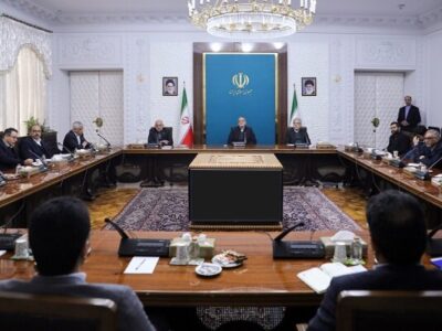 پزشکیان: برق را به طور تدریجی جایگزین گاز میکنیم