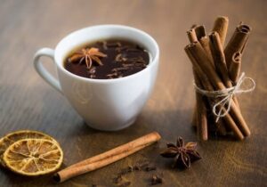 چایِ کهنه درد معده میآورد؛ زمان طلایی مصرف چای