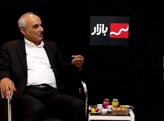 چرا دولت فقط به قیمت خودرو چسبیده است؟ | نرخ خودروها قربانی نوسان ارز چرا دولت فقط به قیمت خودرو چسبیده است؟ | نرخ خودروها قربانی نوسان ارز