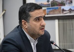 اسحاقی: سوالات نمایندگان از وزیر کار در کمیسیون بهداشت بررسی شد