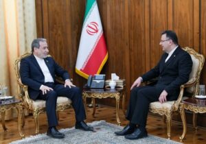 سفیر جدید ایران در گرجستان با عراقچی دیدار کرد