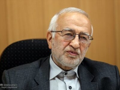 نبوی: آمریکاییها در انتخابات کارتر را برای حمایت از پهلوی محکوم کردند