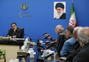 نشست مسئولان اتاق اصناف کشور و امنای بازار با وزیر صمت