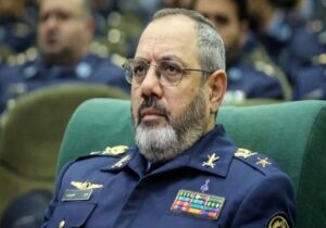 وزیر دفاع: دشمن بهدنبال تضعیف بنیانهای دینی و اخلاقی جامعه است
