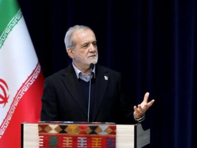 پزشکیان: ملتی که مصمم و متحد باشد تسلیم آمریکا و اسرائیل نمیشود