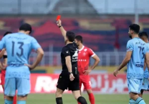 ابهام در قضاوت بازی پرسپولیس و چادرملو