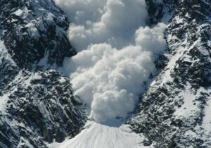 احتمال تگرگ و ریزش بهمن در ارتفاعات شمالی تهران