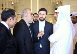 بررسی آخرین تحولات مذاکرات هستهای میان لاریجانی با وزیرخارجه قطر