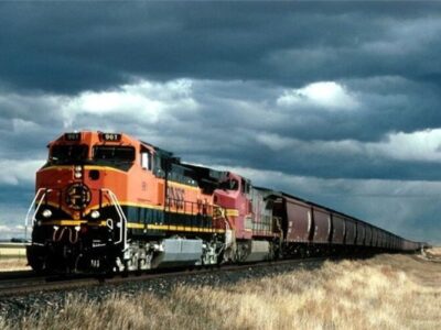 قطار قم ـ تبریز بهار سال آینده راهاندازی میشود