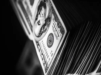 قیمت دلار امروز چهارشنبه ۶ اسفند/ افزایش قیمت + جدول