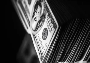 قیمت دلار امروز یکشنبه ۳اسفند/ دلار کاهشی شد + جدول