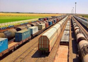 مدیرعامل شرکت ساخت و توسعه زیربناهای حمل و نقل خبر داد
اجرای ۱۶ پروژه ریلی و جادهای در چهار استان کشور با مشارکت ترکیه؛ ارزش ۲ میلیارد یورو