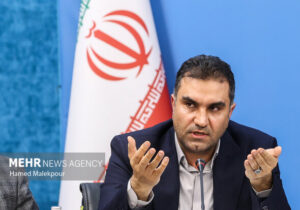 پوردهقان: حضور مردم در ۲۲ بهمن مهمترین پشتوانه امنیت و ثبات کشور است