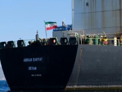 گزارش عجیب وال استریت ژورنال از فروش نفت ایران/ چگونه صادرات بیشتر شده ولی درآمد ایران کمتر