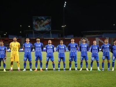 آب پاکی تاج بر روی دست اهالی فوتبال / چرا استقلال خود را فاتح لیگ میداند؟