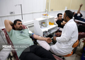 اطمینانبخشی فرماندار سمنان از ذخایر خونی؛ اهدای ماهانه یک هزار واحد