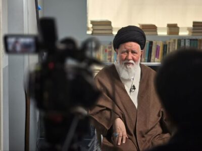 بازدید امام جمعه مشهد از منزل رهبر شهید انقلاب