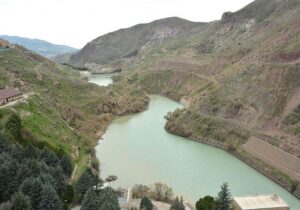 بحران آب در راه تهران/ سد لار فقط ۲ درصد پر است