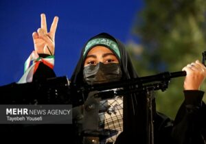 بیعت دختران جان فدای مینودشت با رهبر معظم انقلاب