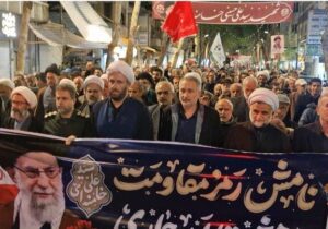 تجمع شبانه لاهیجانی ها به شب پنجاه و هشتم رسید