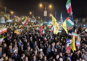 تجمع یاسوجی ها در شب پنجاه و هفتم