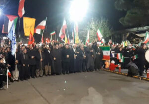 تداوم قیام شبانه مردم سلماس در حمایت از وطن