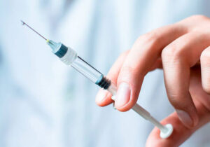 تزریق واکسن سرخک در دزفول آغاز شد