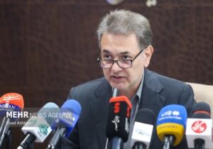 تکریم بیمه شدگان و ارایه دهندگان خدمت در سال جاری