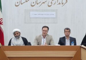 فرماندار تنگستان: گرامیداشت مقام معلم وظیفهای همگانی است