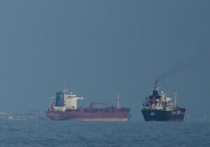 محاصره دریایی ایران قیمت نفت را شدیدا افزایش میدهد